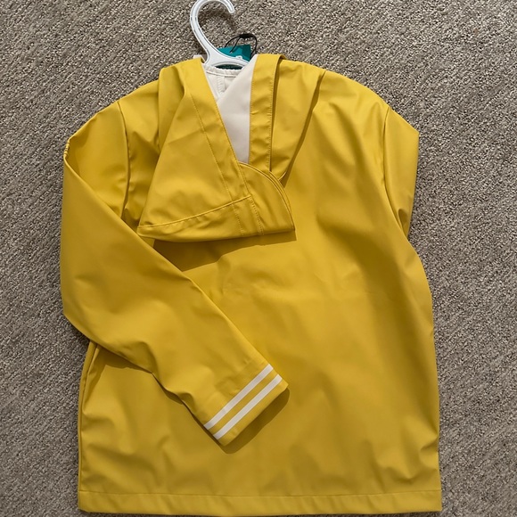 Aigle waterproof rain jacket - NWT and just the sweetest! - Picture 7 of 7